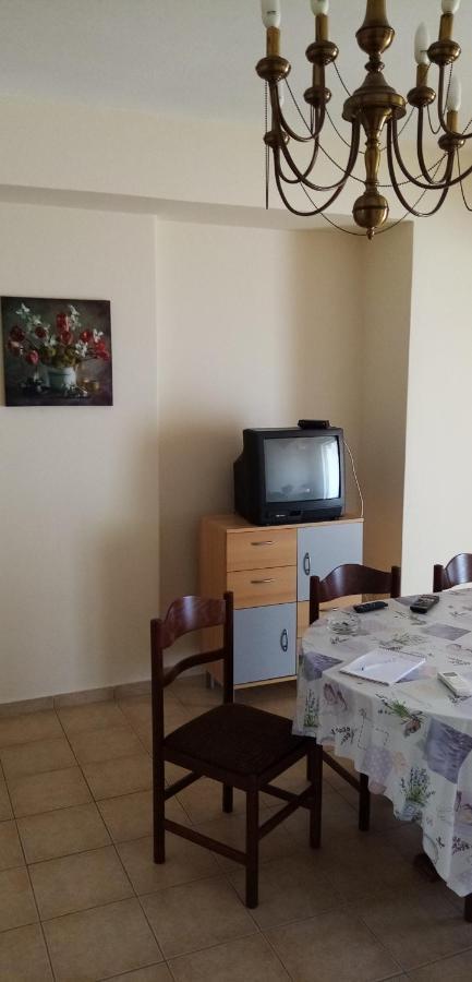 Γεώργιος Παπαϊωάννου Ενοικιαζόμενα Δωμάτια Khrónia Zewnętrze zdjęcie